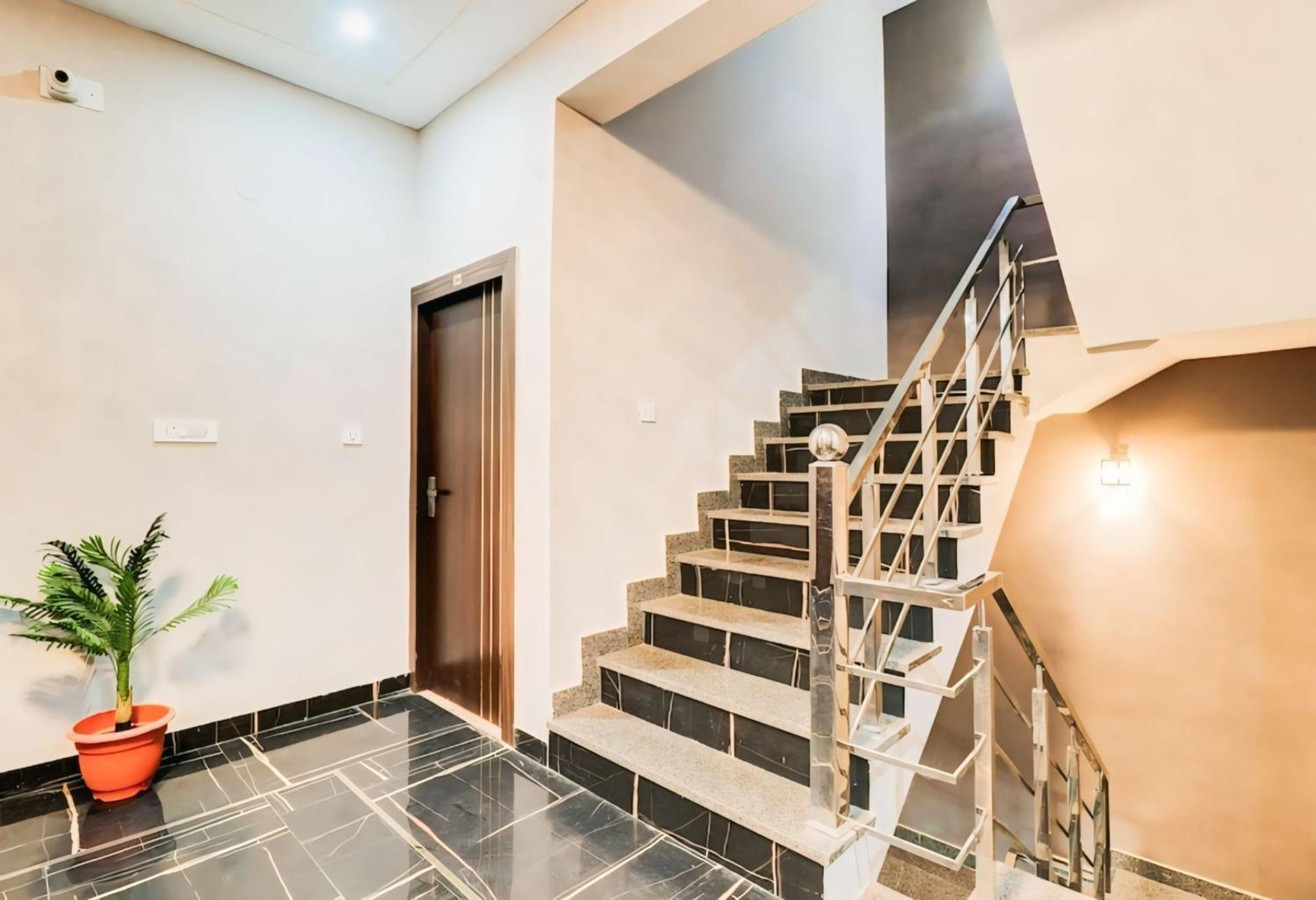 Hotel Sky Heights Jaipur Zimmer foto